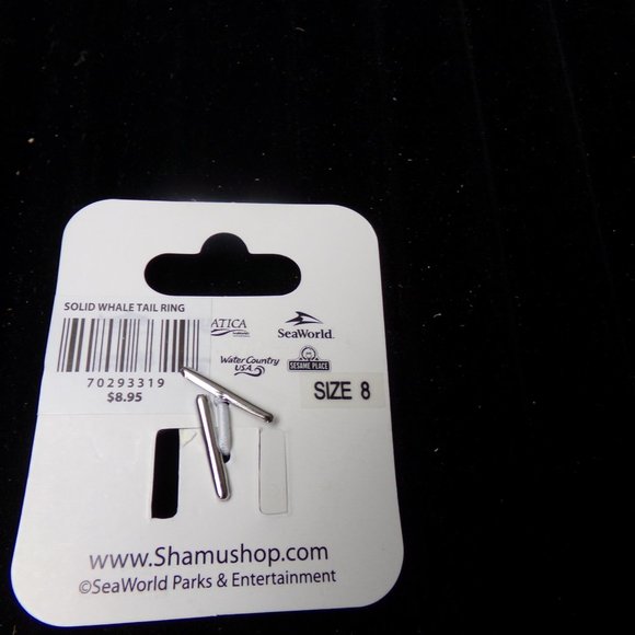 SeaWorld Whale Tail Band or ring size 7-8-9 - Picture 10 of 16